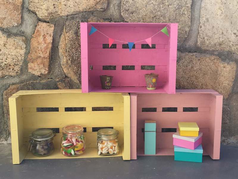 cajas de fruta pintadas