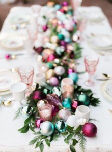 decorar la mesa bolas de navidad